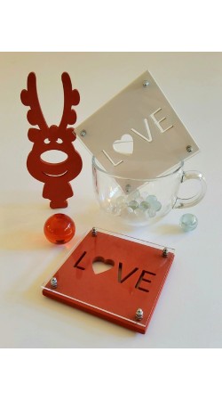 Σουβέρ Love
